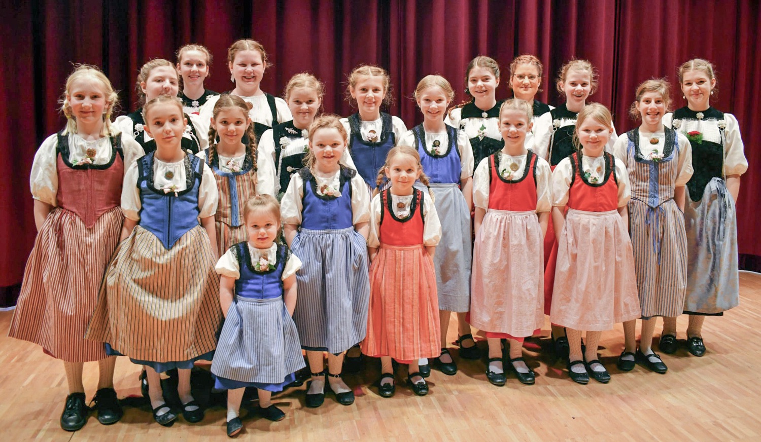 Kivota Kindertanzen in Mittelholz fördert Bewegung, Kreativität und Selbstvertrauen bei Kindern Kivota Kindertanzen in Mittelholz Herzogenbuchsee fördert Bewegung, Kreativität und Selbstvertrauen bei Kindern
